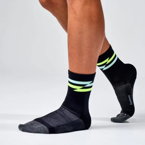 Feetures Elite Ultra Light Mini Crew Socks - Night Track