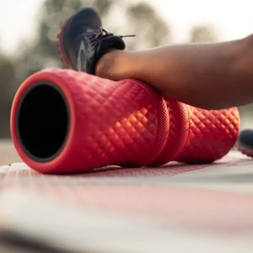 Roll Recovery R4 Body Roller - Lava Red