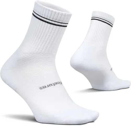 Feetures High Performance Max Cushion Quarter Socks Tall - Black Stripe