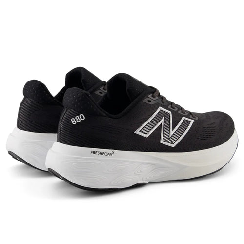 Men's New Balance Fresh Foam X 880v15 - Black