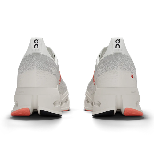 Women's On Cloudsurfer Max - Ivory/Salmon