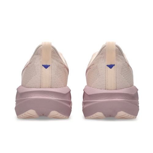 Women's ASICS Novablast 5 - Pearl Pink/Morganite