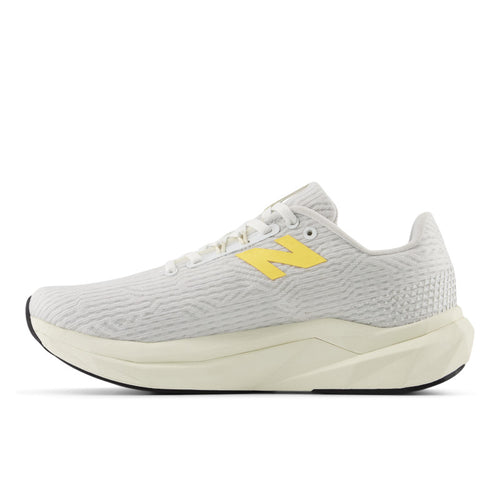 Women's New Balance FuelCell Propel v5 - White