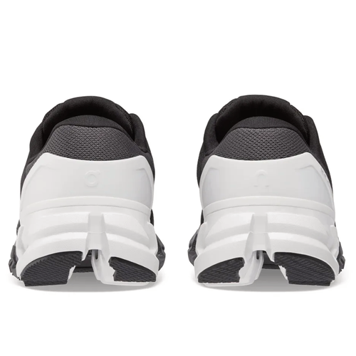 Women's On Cloudflyer 4 - Black/White